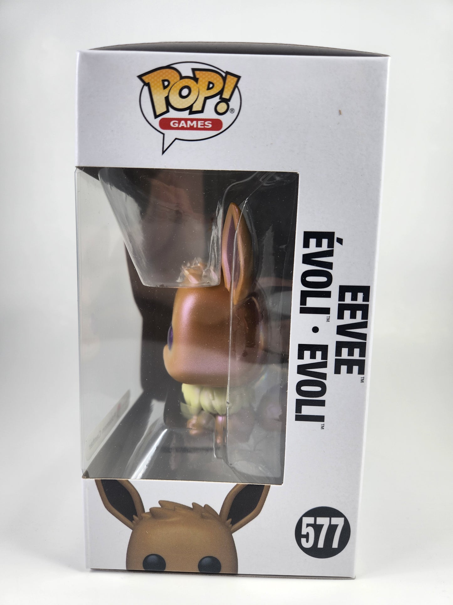 Funko Pop Games Pokemon Pearlescent Eevee 577 (Pokemon Center Exclusive)